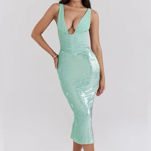 green emerald velvet dress Mint Green Maxi Floor Length Formal Prom Evening Dress EN5610 Size 14 / Green main image 0